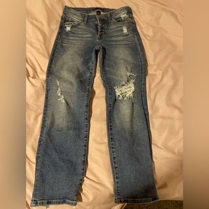Fashion nova straight jeans, fit good, denim, and no flaws!